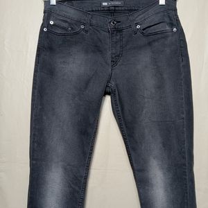 Levi Strauss 524 too superlow skinny denim jeans juniors women's size 11M 30W32L